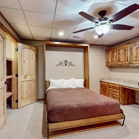 Bougie Bear Cabin Morganton Екстериор снимка